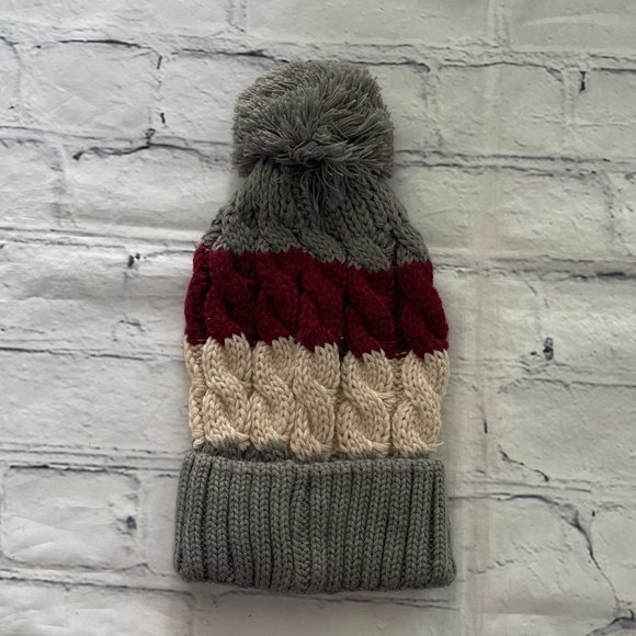 Cozy Zone Knit Ball Beanie - Picture 6 of 6